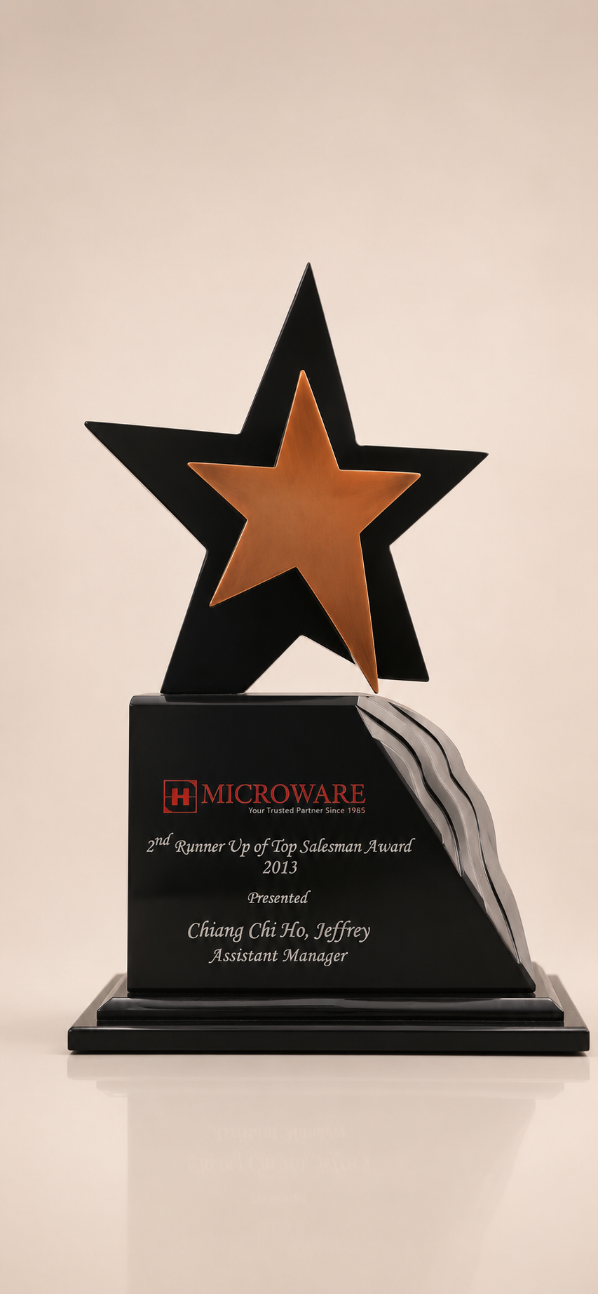Black Crystal Star Award with Bronze Metal Accent
